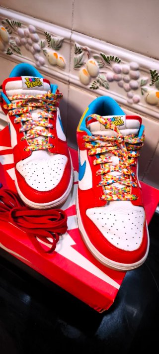 Nike SB Dunk Low Fruity Pebbles