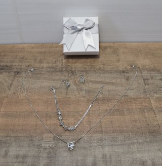 Crystalina - Collar + pendientes + pulsera