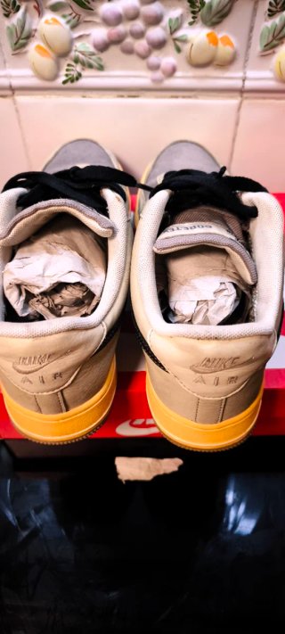 Nike Air Force 1 Gore-Tex Beige Negro