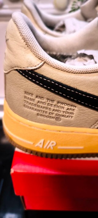 Nike Air Force 1 Gore-Tex Beige Negro