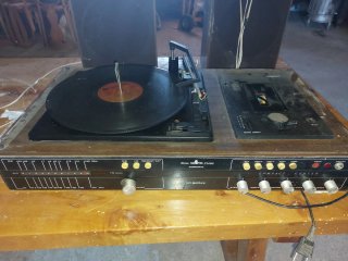 Tocadiscos Sanyo Corro F5000 para restaurar