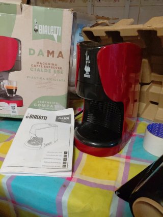 Macchina da caffè Bialetti Dama Cialde ESE Rossa