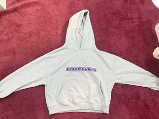 Sudadera Gris Emestudios