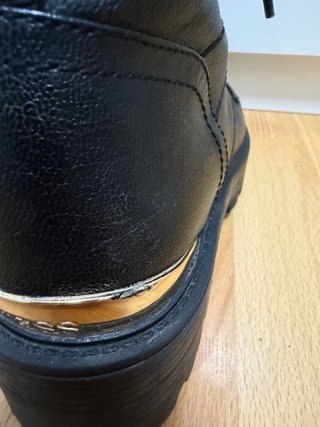 Botines Guess Negros