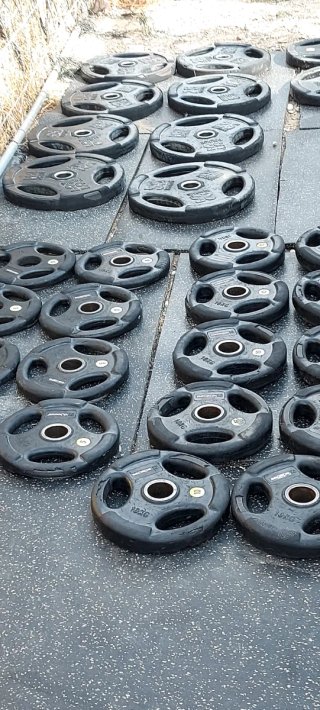 Lote Gimnasio profesional 855kg Discos Olímpicos