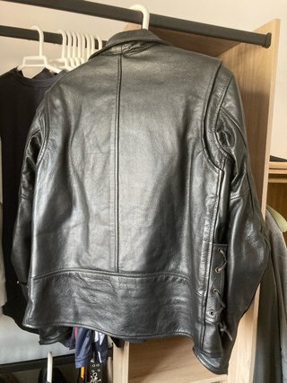 Chaqueta de Cuero Lovo Negra