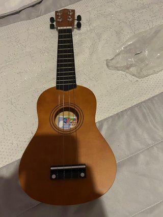 Ukelele sin usar