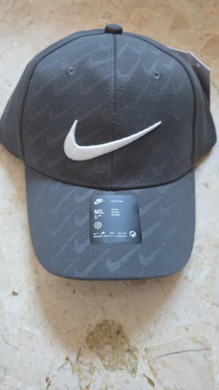 Gorra Nike Club Cap Gris