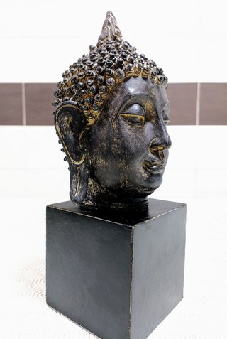 Estatueta decorativa com cabeça de Buda