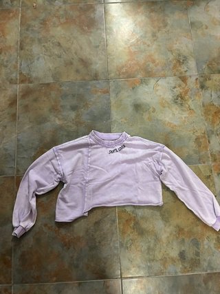 Top de manga larga morado