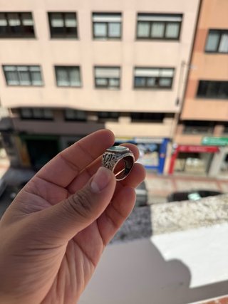 Anillo de Plata con Detalle