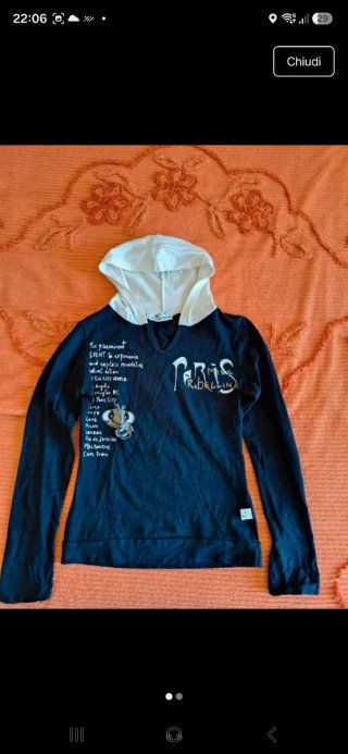 Maglietta Miss Ribellina con cappuccio taglia M