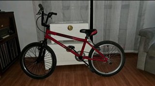 Bicicleta BMX Roja