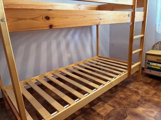 Litera de madera El precio no incluye los colchone