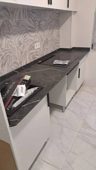 Montaje de cocinas, tarima, puertas, armarios etc