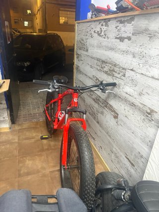 Bicicleta Ruedas Anchas Roja