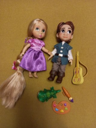 Lote de 2 Muñecos Rapunzel y Flynn