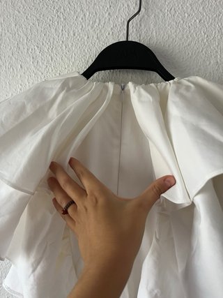 Mono Coosy blanco volantes