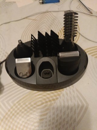 Cortapelos y accesorios varios