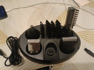 Cortapelos y accesorios varios