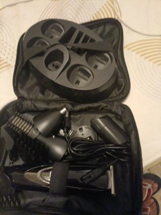 Cortapelos y accesorios varios