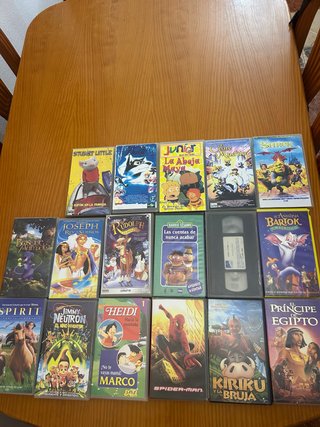 Lote de 15 Películas en VHS Infantiles