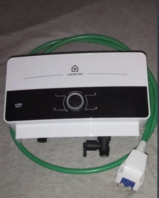 Calentador Eléctrico Instantáneo AristonAURES 240V