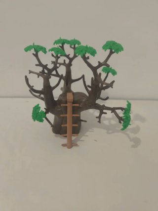 Árbol de Playmobil con escalera