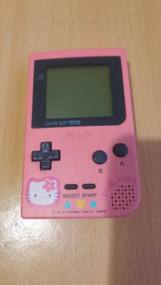 Nintendo Game Boy Pocket Hello Kitty