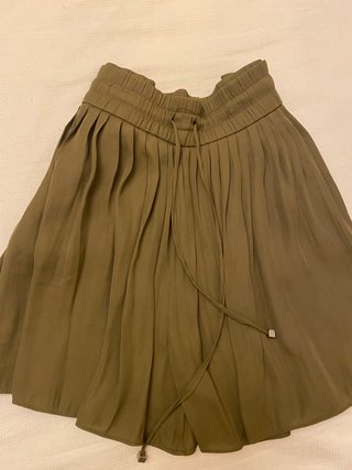 Falda pantalón Zara plisada verde