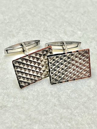 Gemelos de Plata Diseño Geométrico