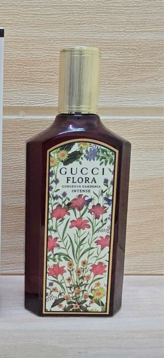 Gucci Flora Gorgeous Gardenia Intense