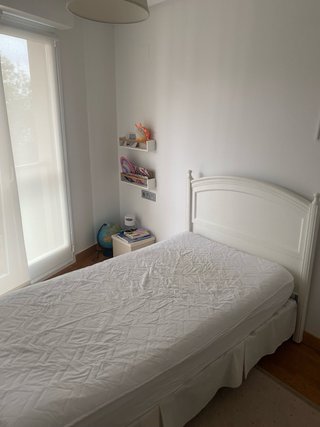 Cama 105x90 con Cama Supletoria sin colchones.