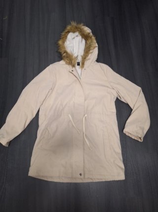 Abrigo Shein beige talla L