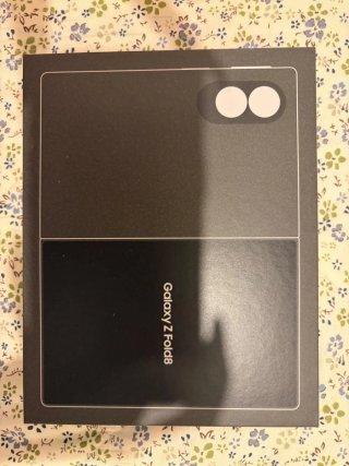 Samsung Galaxy Z Fold 8