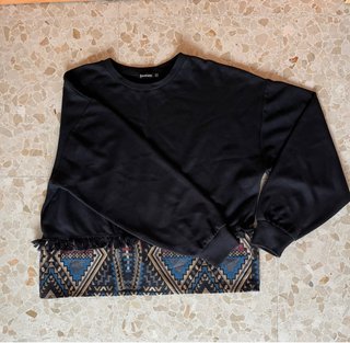 Sudadera Stradivarius Negra Estampado Bohemio