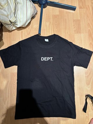 Camiseta Gallery Dept. Negra