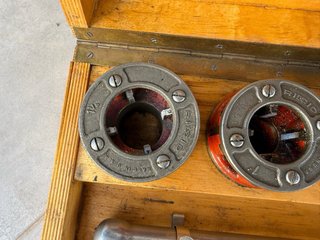 Terrajas Roscadora Manual RIDGID Pro para tubos