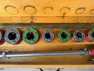 Terrajas Roscadora Manual RIDGID Pro para tubos