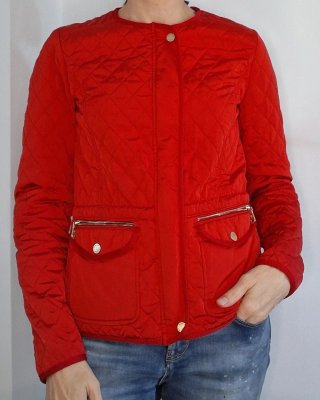 Cazadora Acolchada Roja Massimo Dutti Talla S