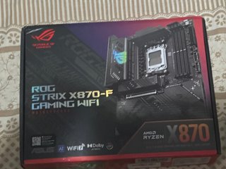 Conjunto R7 9850X3D + X870 StrixF + 32GB DDR5 7600