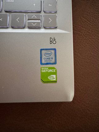 HP Pavilion 14 i5 8ª Gen NVIDIA GeForce
