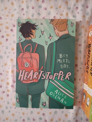Heartstopper. Volumes 1-5