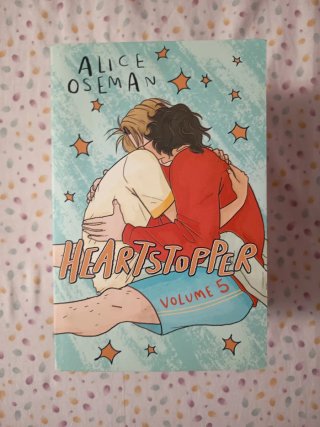 Heartstopper. Volumes 1-5