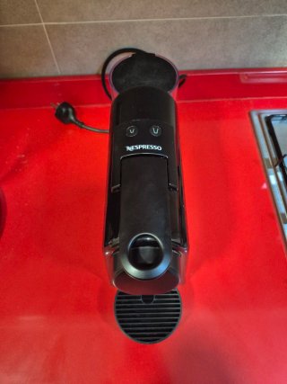 Cafetera Nespresso De'Longhi Essenza Mini Negra