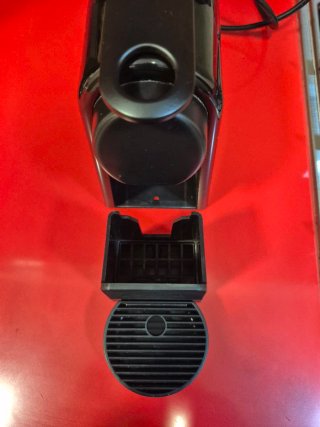 Cafetera Nespresso De'Longhi Essenza Mini Negra