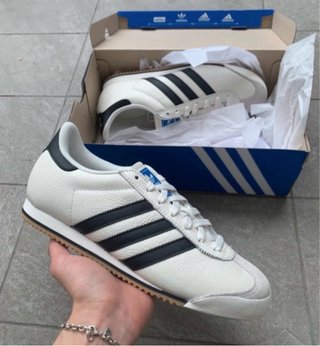 Adidas K74 Scarpe da Ginnastica Bianche e Nere