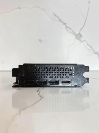 Tarjeta Gráfica GeForce RTX 5060