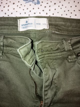 Pantalón de vestir verde oliva