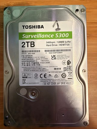 Toshiba S300 2TB HDD 3.5’’ SATA | SMART Bueno